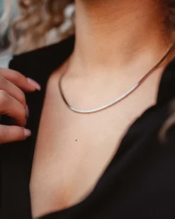 Vincero Snake Chain Necklace